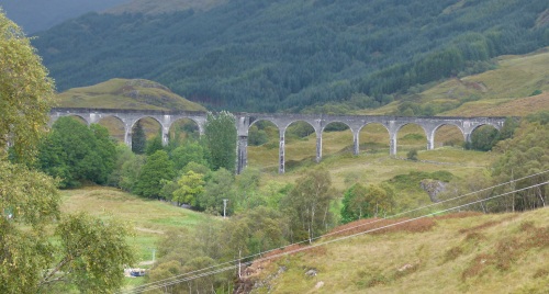 Glenfinnan-Viadukt in Schottland @schottlandrundreise.net
