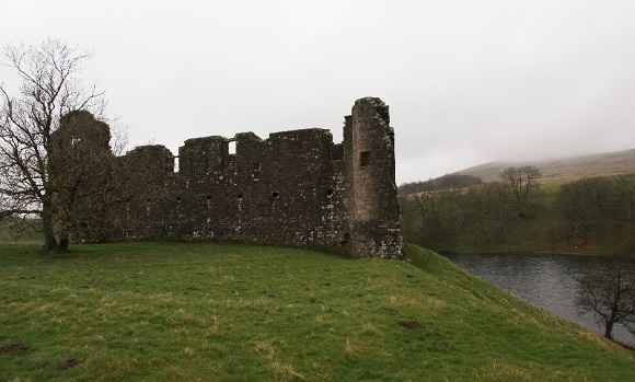 Morton-Castle-in-Schottland